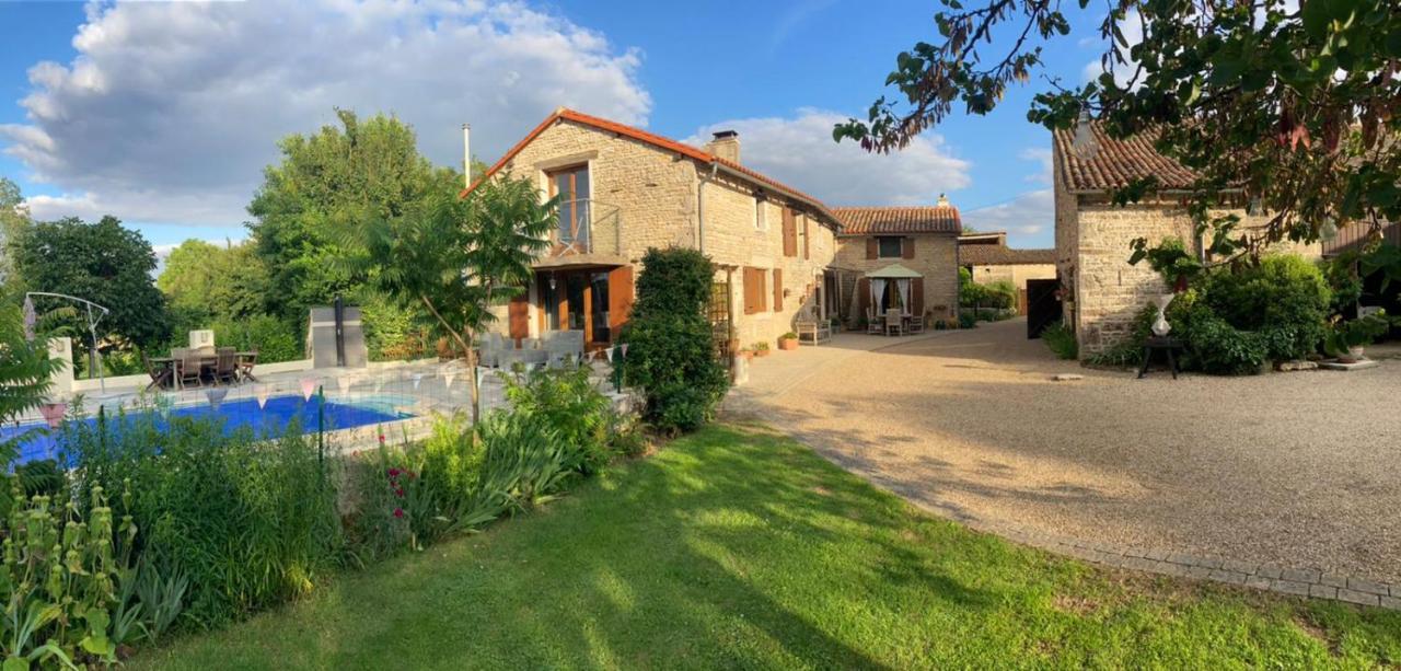 Les Roches Villa Vanzay Exterior photo